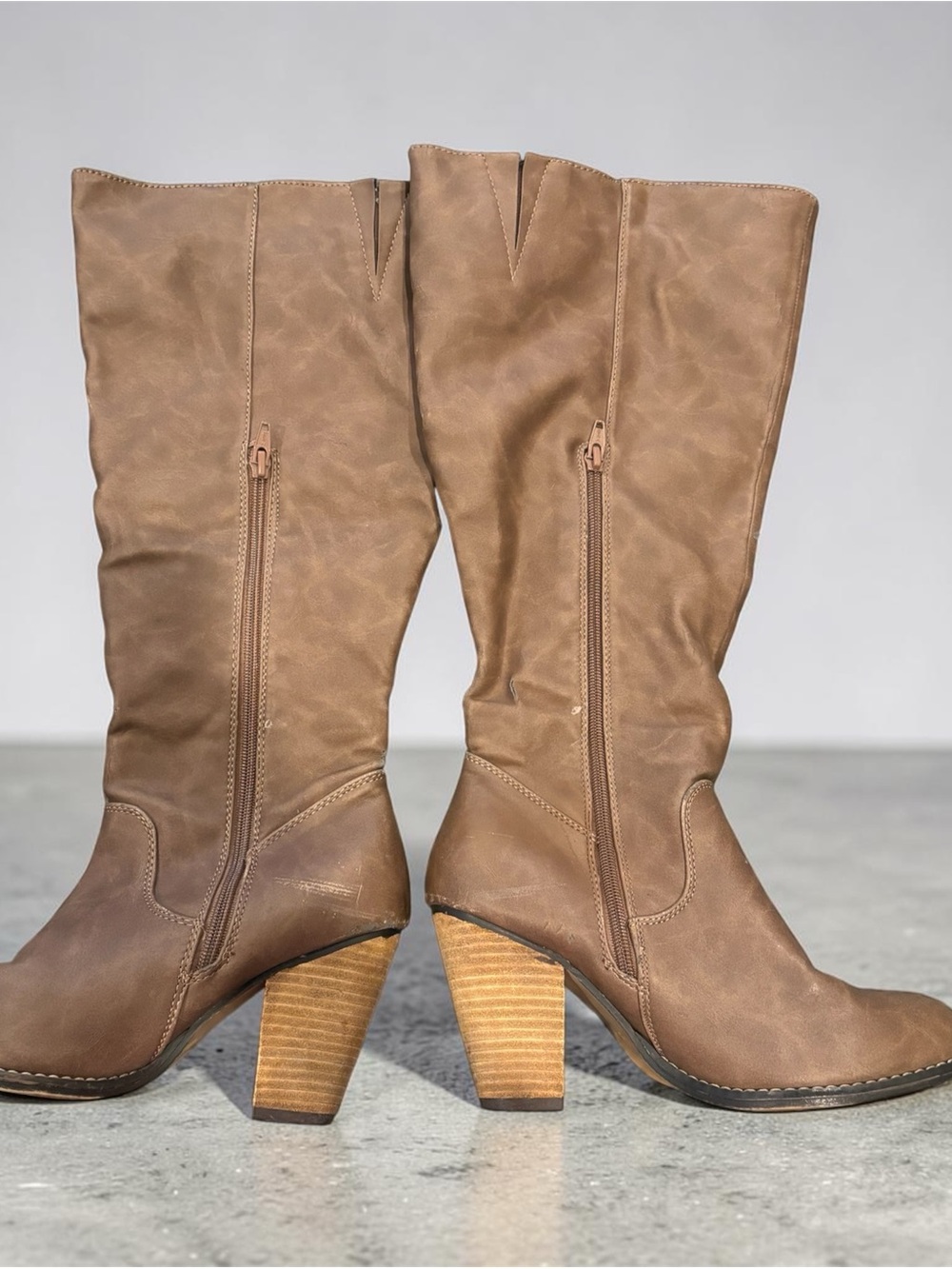 Tall Brown Block-Heel Women's Riding Boots